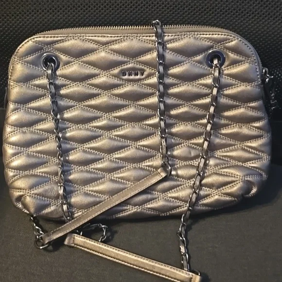 Dkny Lara Rounded Medium Chain Strap - Picture 2 of 11